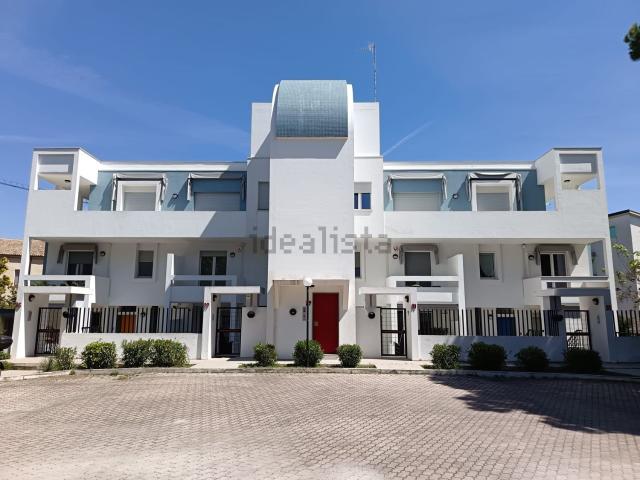 Appartamento in vendita di 350 m² in Via Aterno, 29