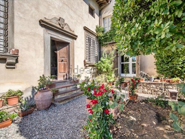 Appartamento in vendita di 400 m² in Via di Sant&apos Alessio