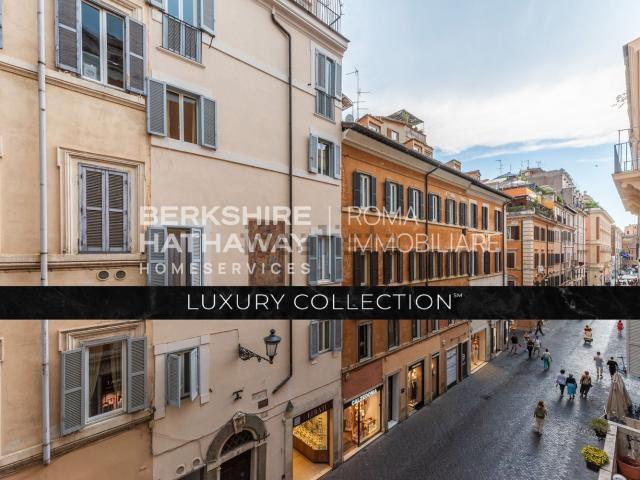 Appartamento in vendita di 350 m² in Via Frattina