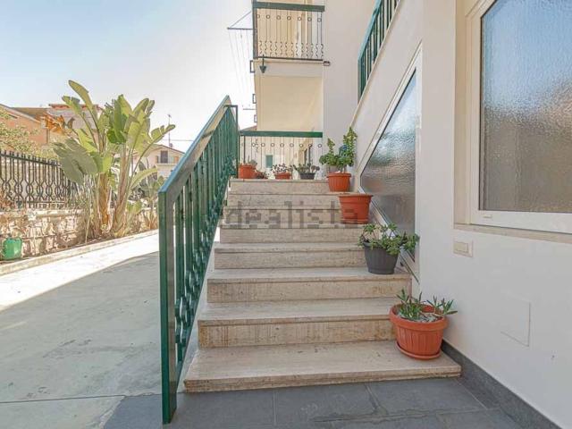Appartamento in vendita di 350 m² in Via Luigi Pirandello, 31