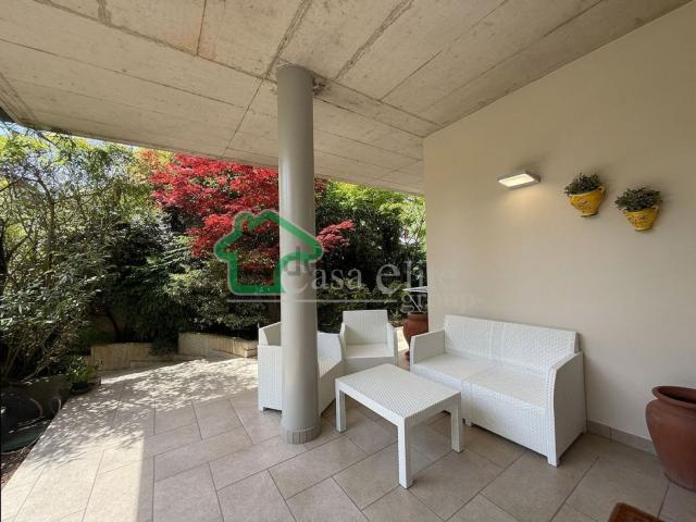 Appartamento in vendita di 350 m² in Via Marzagalli