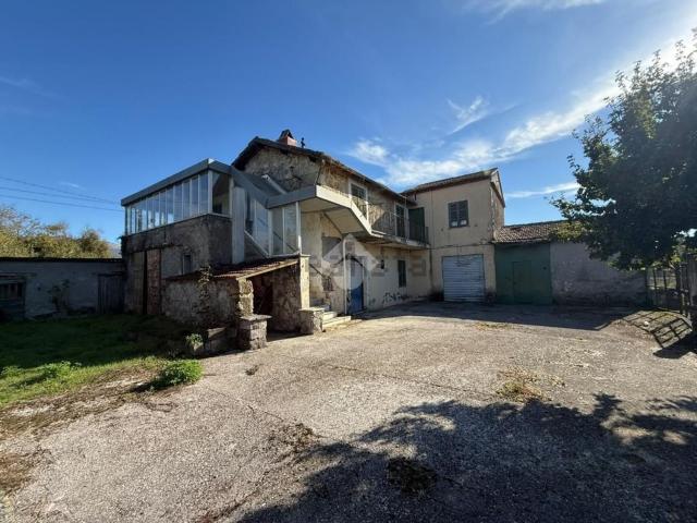 Appartamento in vendita di 350 m² in Via Pantanello