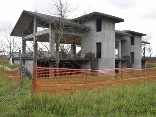 Appartamento in vendita di 350 m² in Via Piscinola
