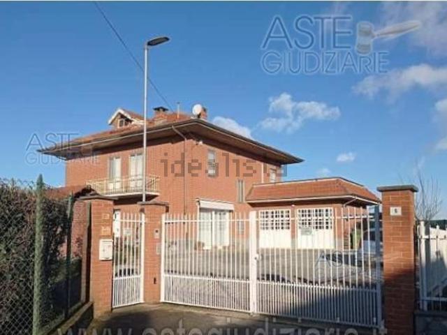 Appartamento in vendita di 350 m² in Via Roma