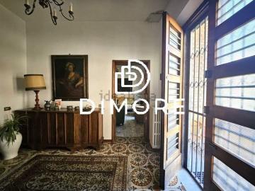Appartamento in vendita di 350 m² in Via Roma