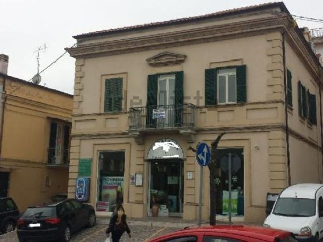 Appartamento in vendita di 350 m² in Corso Mazzini, 80