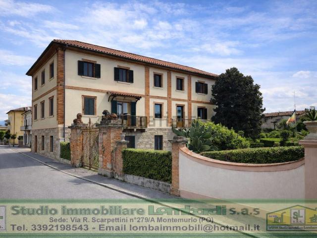 Appartamento in vendita di 353 m² in Via Vincenzo Bellini