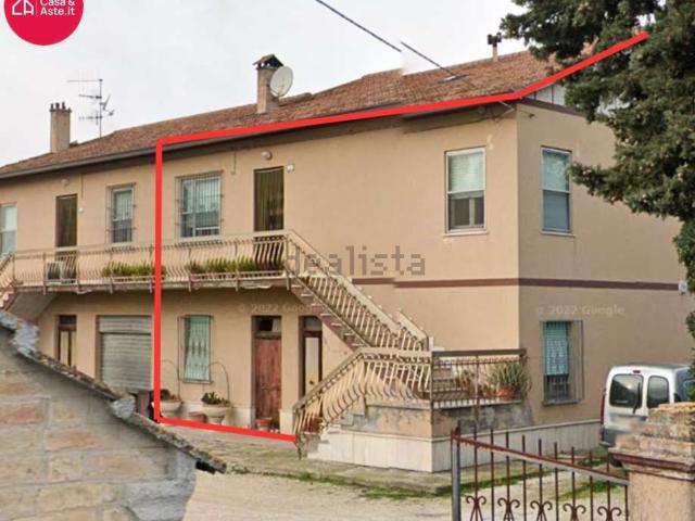 Appartamento in vendita di 354 m² in Contrada Crocette, 25