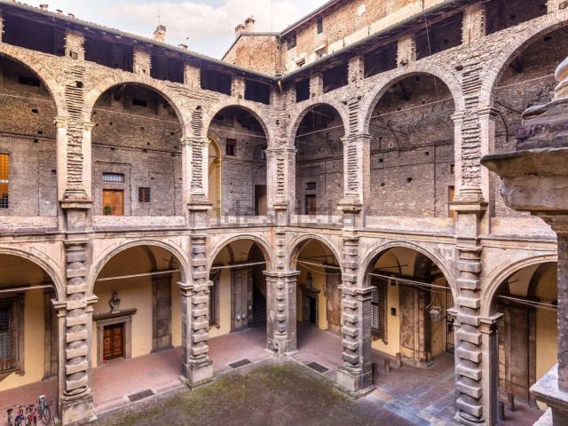 Appartamento in vendita di 355 m² in Via delle Belle Arti, 8