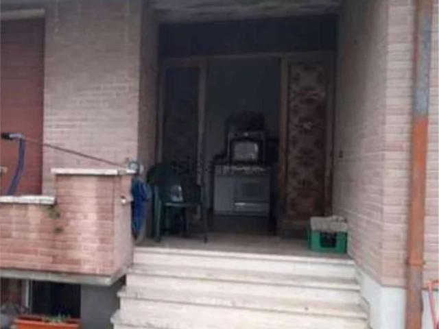 Appartamento in vendita di 359 m² in Via Suor G. Sterni, 56