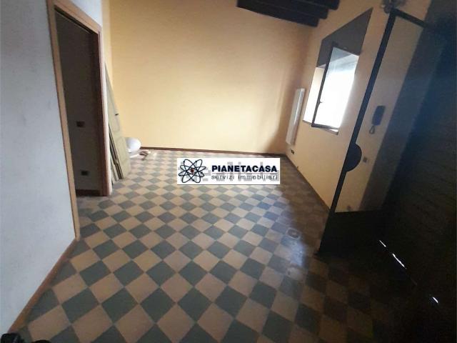 Appartamento in vendita di 35 m² in Borgo Palazzo, 21