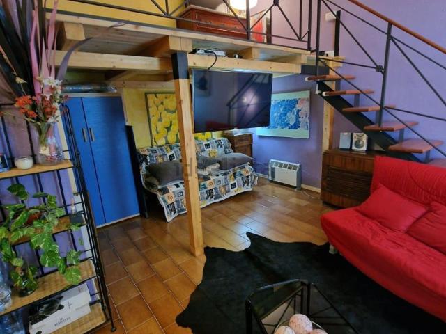 Appartamento in vendita di 35 m² in Via Savina Petrilli, 53100