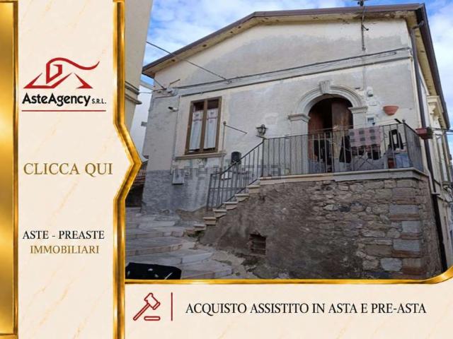 Appartamento in vendita di 360 m² in Vico Ortigara, 10