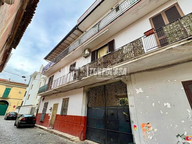 Appartamento in vendita di 366 m² in Via Garibaldi, 182