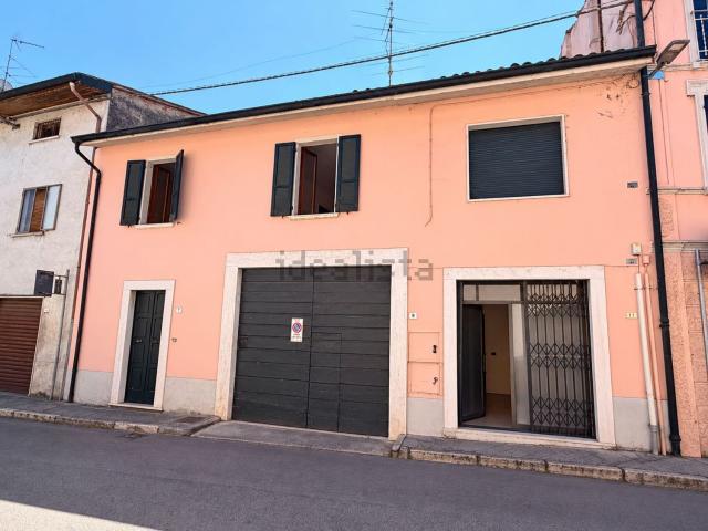 Appartamento in vendita di 366 m² in Via Giuseppe Mazzini