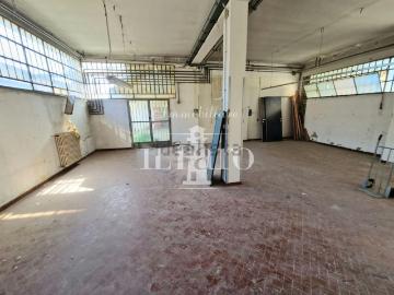 Appartamento in vendita di 366 m² in Via Roma, 50058