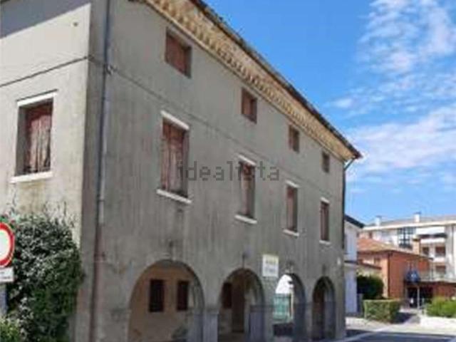 Appartamento in vendita di 366 m² in Via Zero Branco