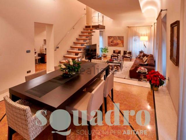 Appartamento in vendita di 370 m²