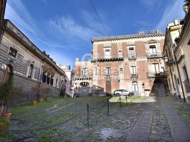 Appartamento in vendita di 378 m² in Piazza Pasini, 11