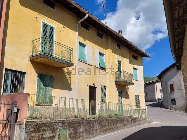 Appartamento in vendita di 380 m² in Via Castello, 8