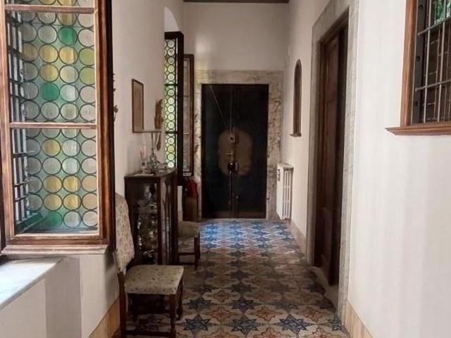 Appartamento in vendita di 380 m² in Via Verdi