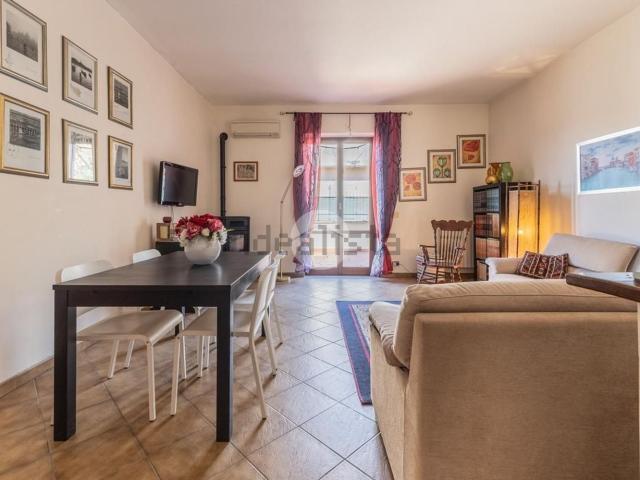 Appartamento in vendita di 380 m² in Via Vignarola, 2