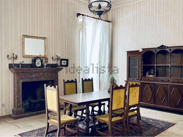 Appartamento in vendita di 380 m² in Corso Giuseppe Garibaldi, 69