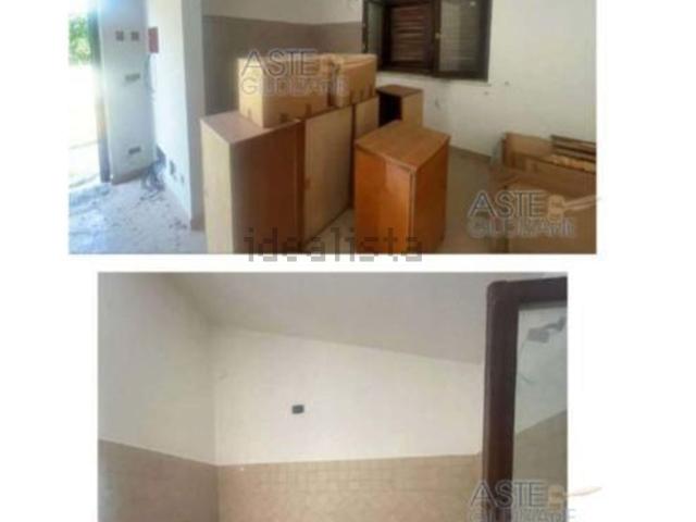 Appartamento in vendita di 381 m² in Via dei Platani