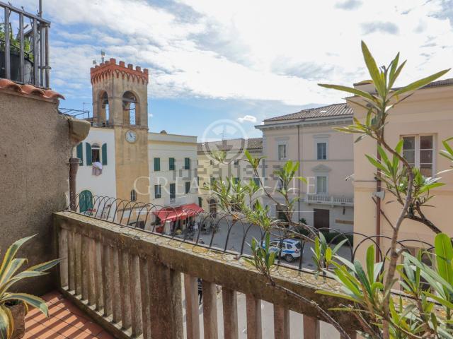 Appartamento in vendita di 383 m² in Via Belvedere
