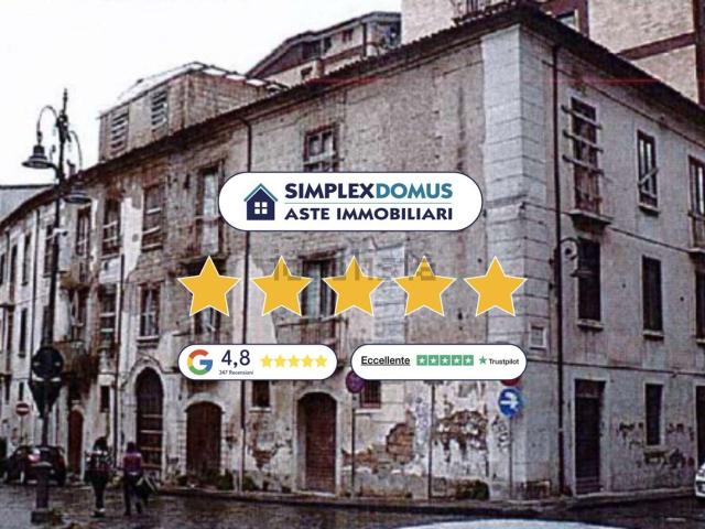 Appartamento in vendita di 384 m² in Via SantissimaTrinità