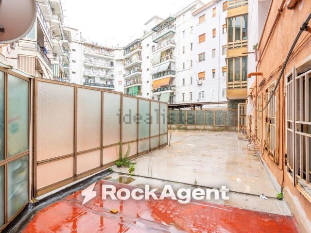 Appartamento in vendita di 385 m² in Via Generale Francesco Pignatelli, 16