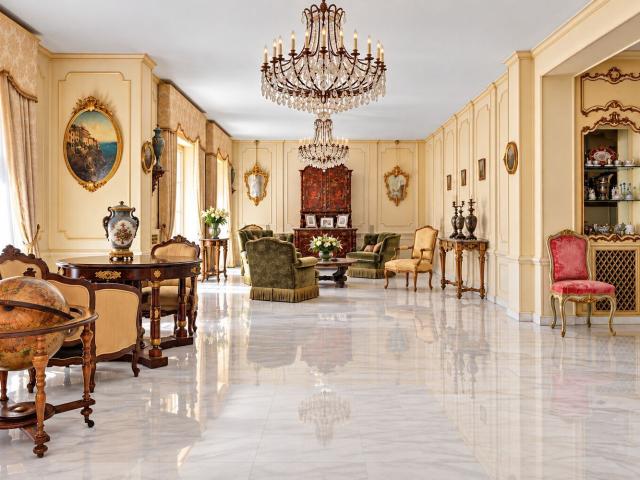 Appartamento in vendita di 385 m² in Via Vittoria Colonna, 30