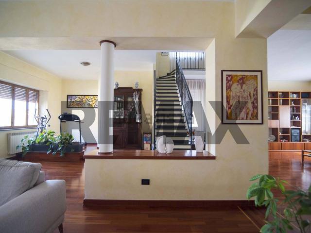 Appartamento in vendita di 389 m² in Corso Roma, 31