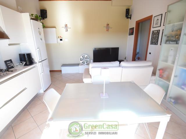 Appartamento in vendita in via achille grandi, Roncello