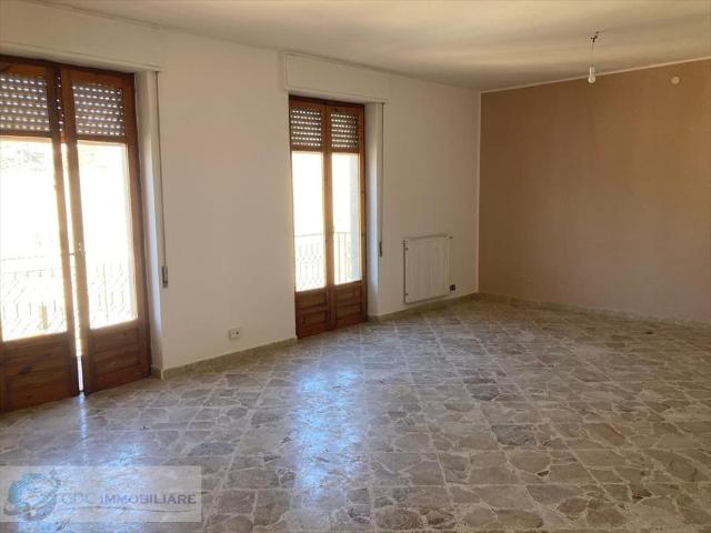 Appartamento in vendita in via salvo d'acquisto, Lercara Friddi
