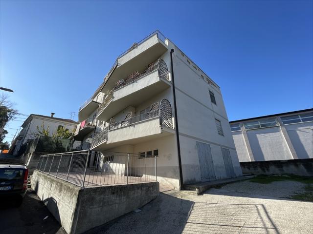 Appartamento in vendita in salita pacchiarotti 4, Scafa