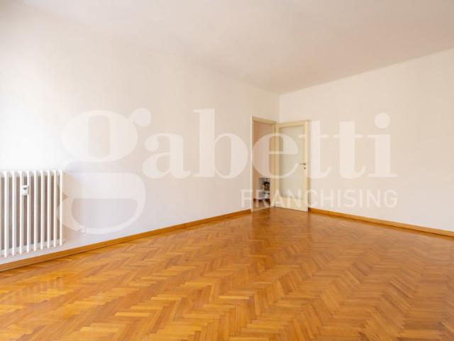 Appartamento in Via Macedonio Melloni 10, Milano MI