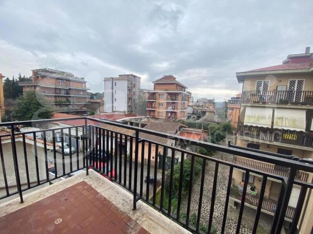 Appartamento in Via Flaminia, Roma RM