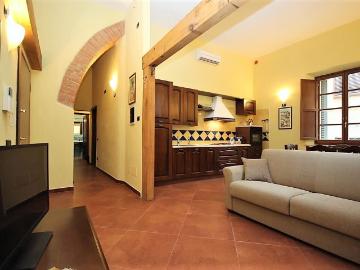 Appartamento in Via Garibaldi, Siena, SI