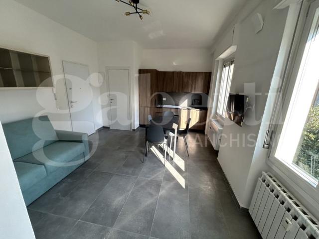 Appartamento in Via Giuseppe Candiani 98, Milano MI