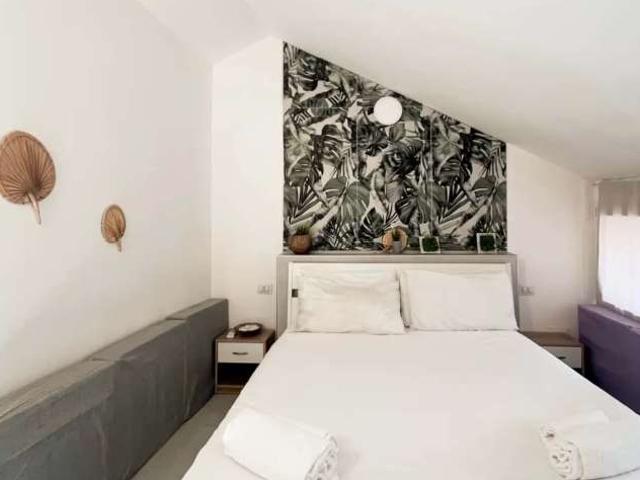 Appartamento in Via Giuseppe Taccioli, Milano di 55 m² con 1 camera da letto