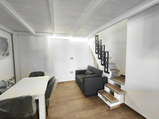 Appartamento in Via Luca Giordano 156, Napoli, NA