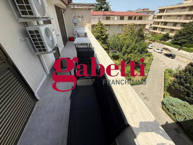Appartamento in Via Laviano 128, Caserta CE