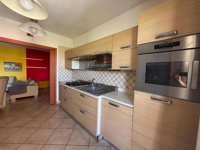 Appartamento in via staffetta, Giugliano in Campania, NA