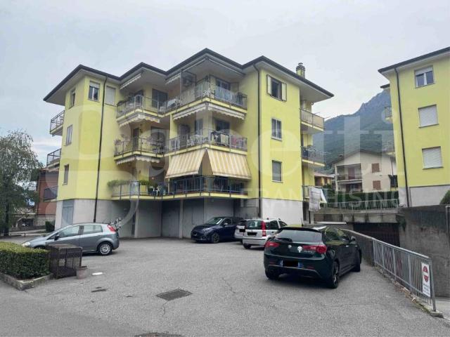 Appartamento in via San Martino 1, Abbadia Lariana LC