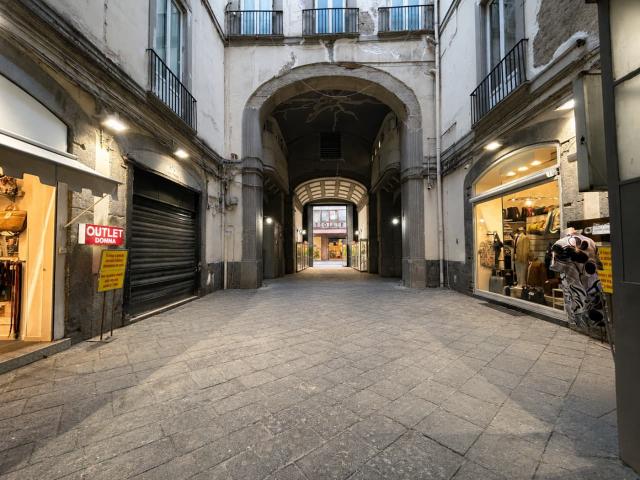 Appartamento in Via Toledo 317, Napoli, NA