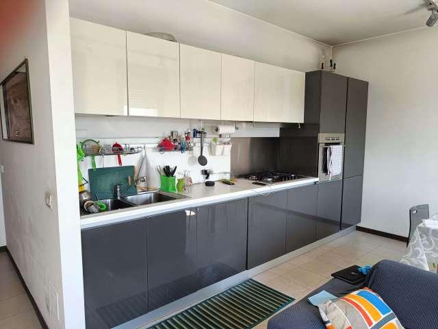 Appartamento in Viale Carlo Espinasse, Milano, di 90 m² con 2 camere da letto