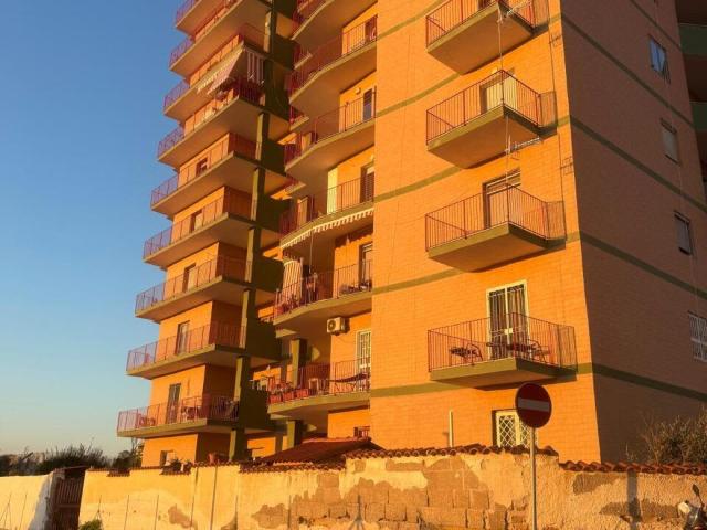 Appartamento in Viale delle Mimose, Castel Volturno, CE