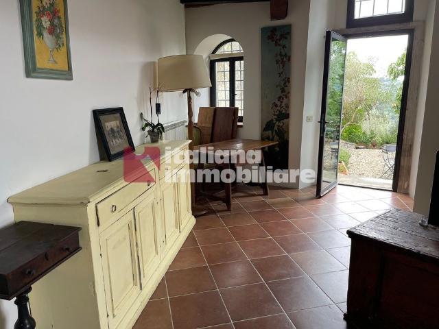 Appartamento in villa Cinque vani