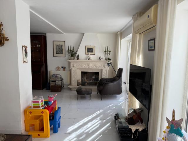 Appartamento in Villa Discesa Gaiola